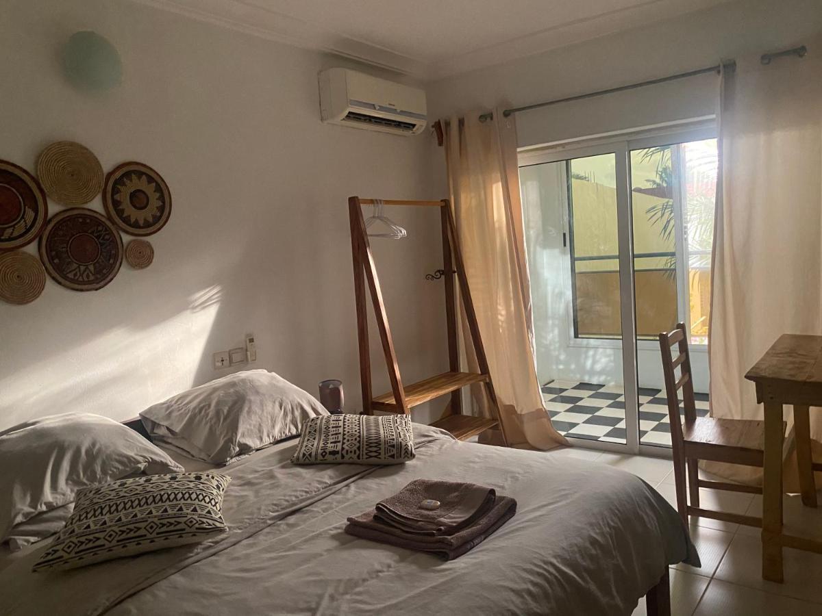 L'Oasis Guesthouse Cotonou Luaran gambar