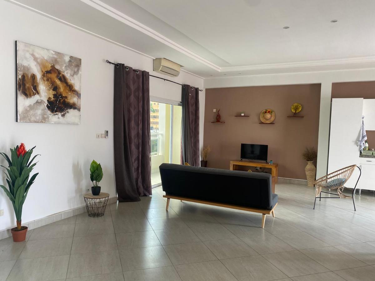 L'Oasis Guesthouse Cotonou Luaran gambar