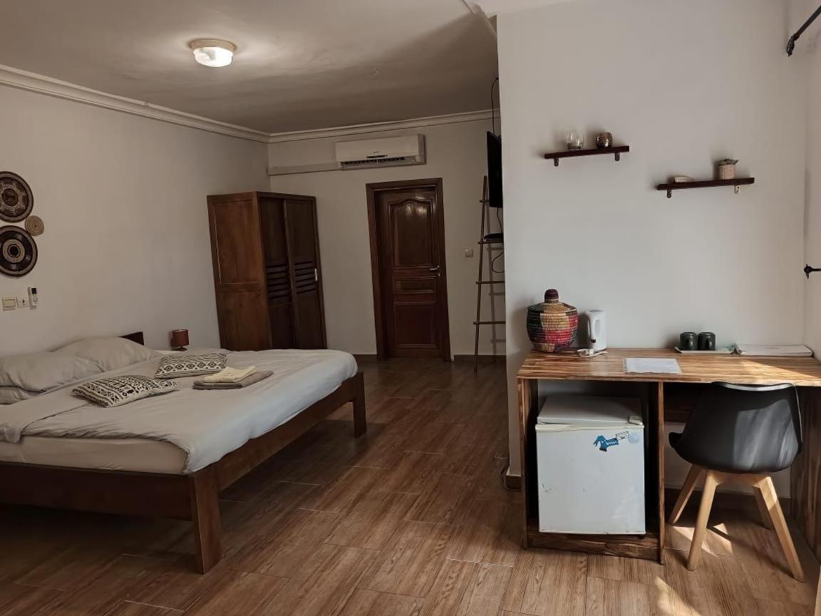 L'Oasis Guesthouse Cotonou Luaran gambar