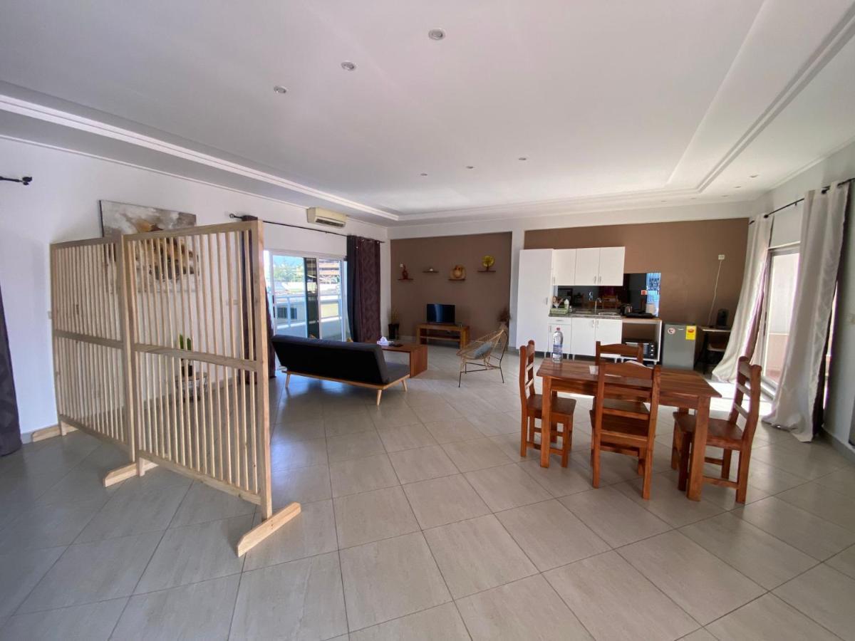 L'Oasis Guesthouse Cotonou Luaran gambar