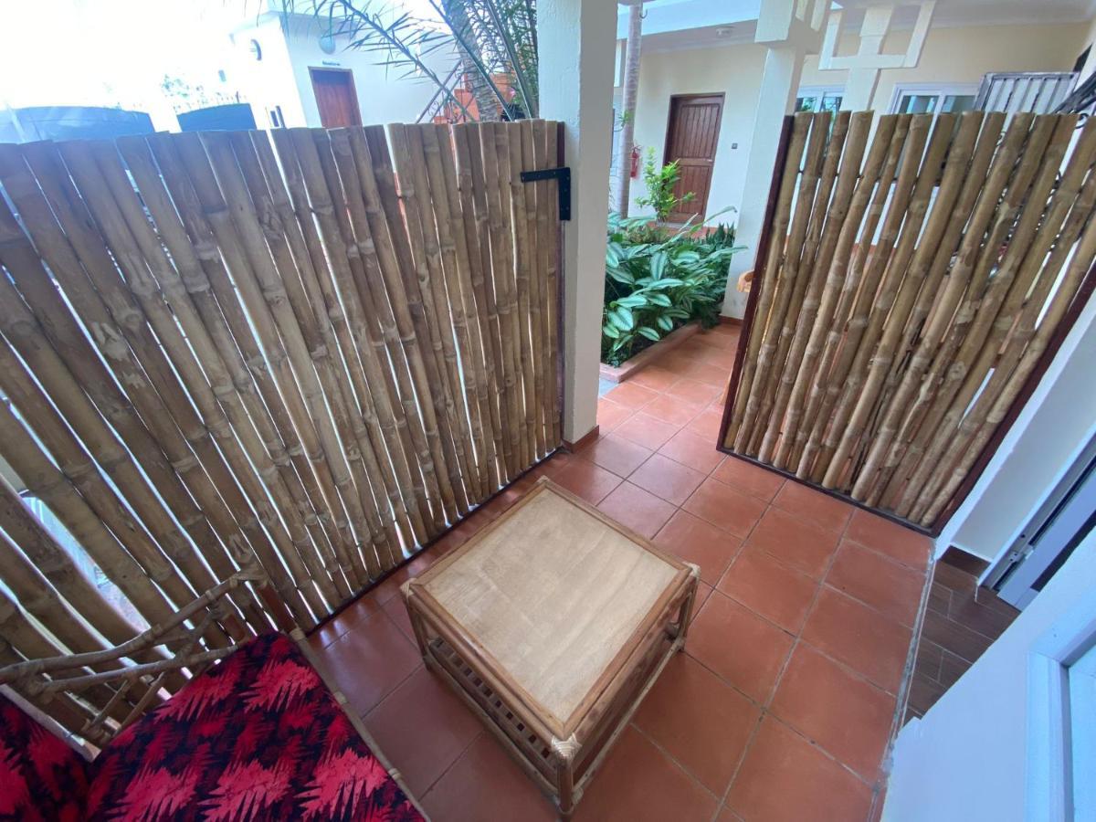 L'Oasis Guesthouse Cotonou Luaran gambar