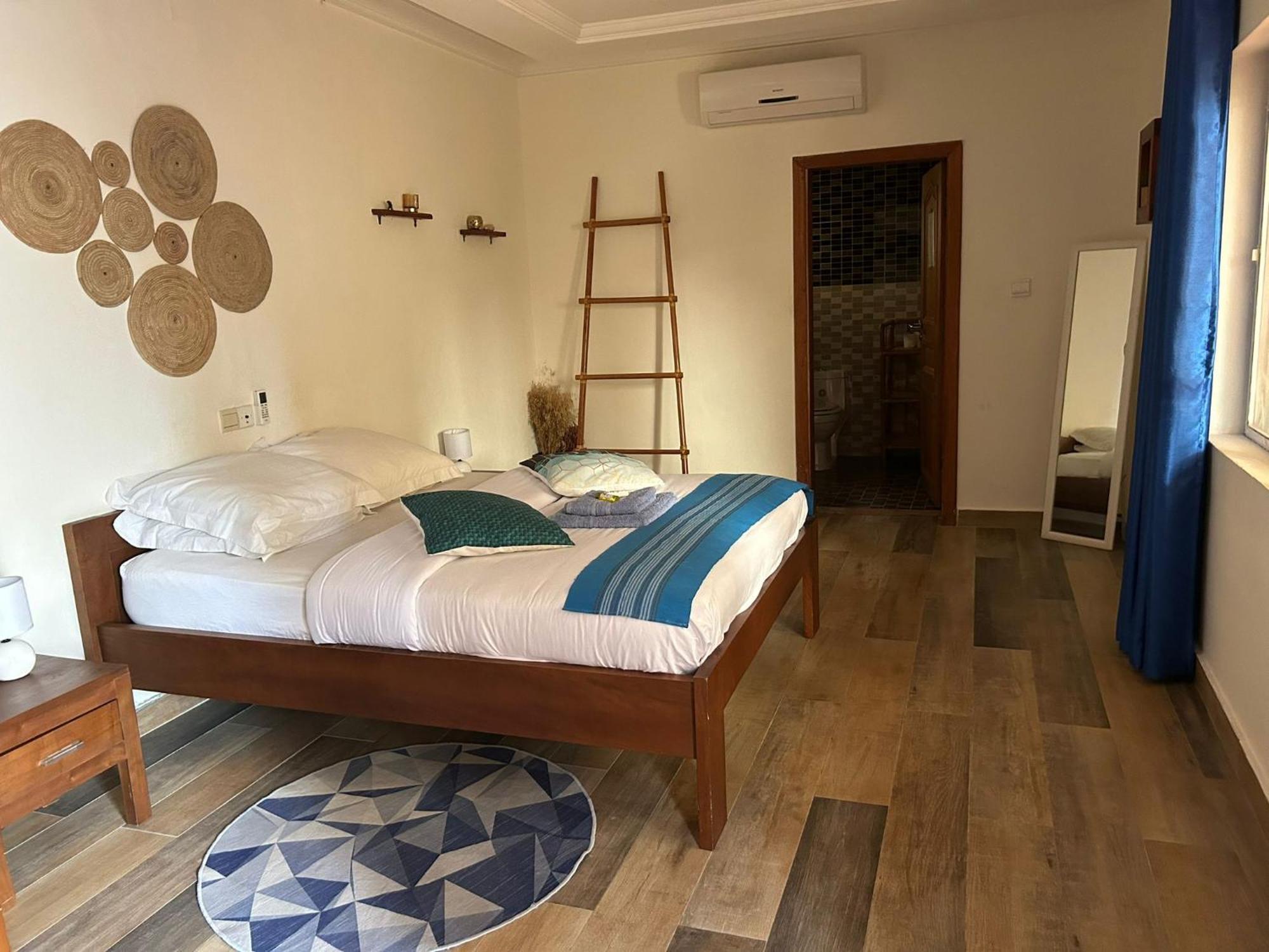 L'Oasis Guesthouse Cotonou Luaran gambar